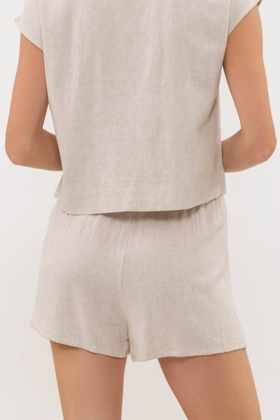 HIGH WAIST LINEN SHORTS