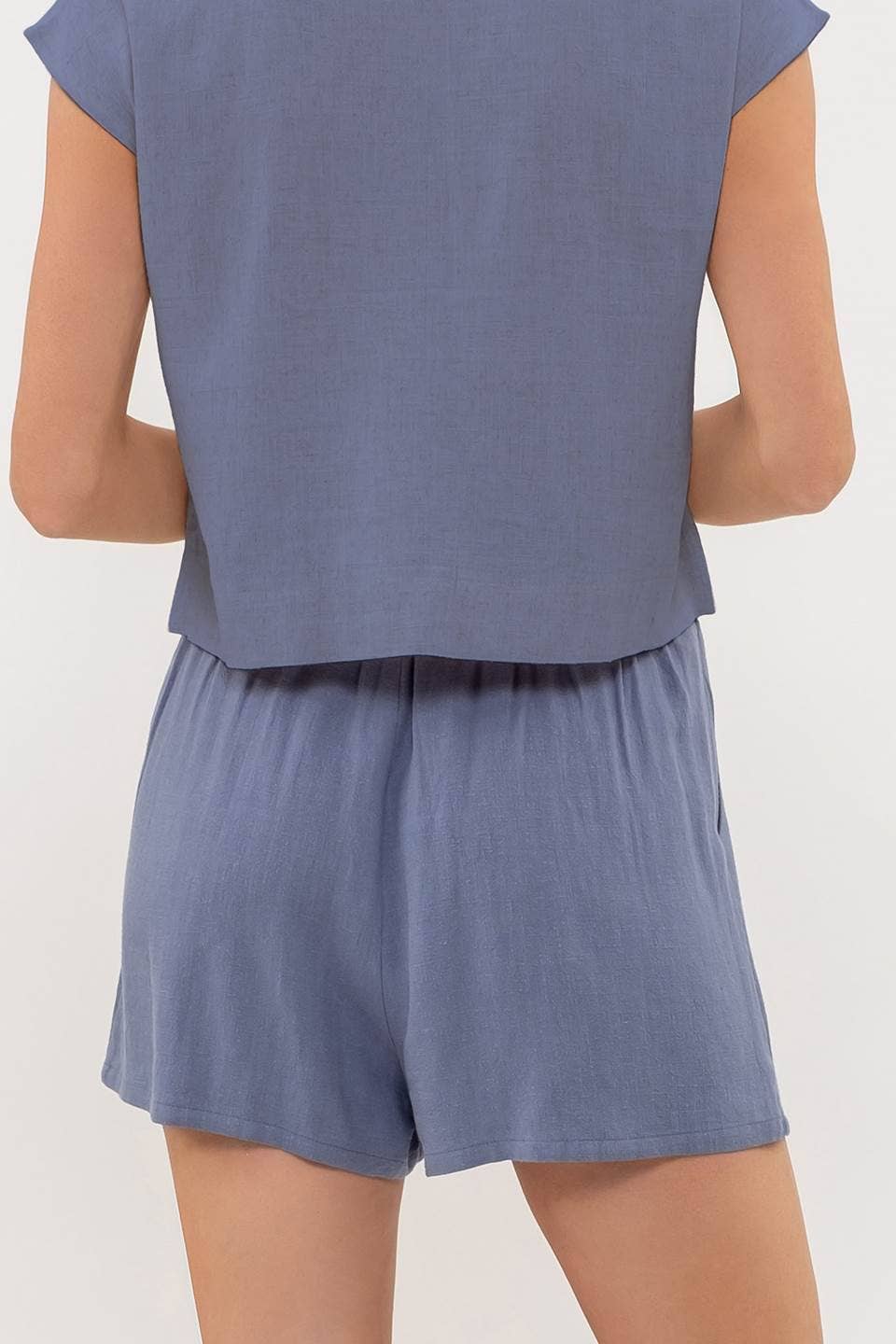 HIGH WAIST LINEN SHORTS