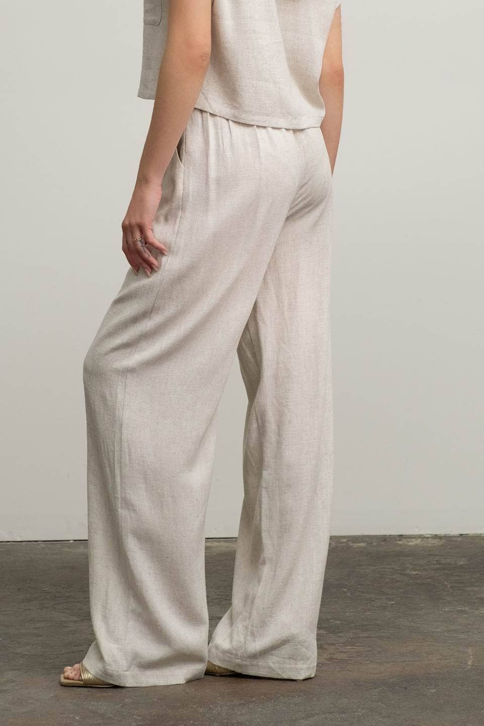 HIGH WAIST WIDE LEG PLEATED LINEN PANTS