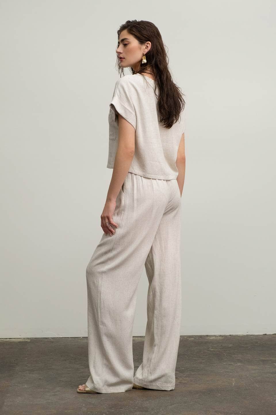 HIGH WAIST WIDE LEG PLEATED LINEN PANTS