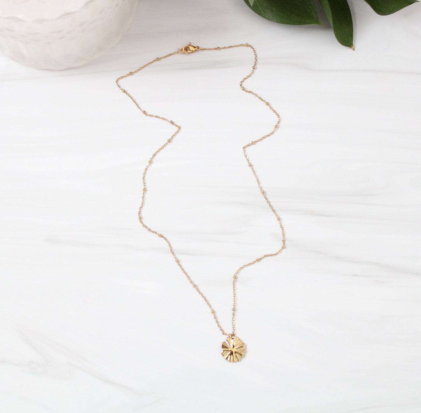 Brilliant Necklace in Gold